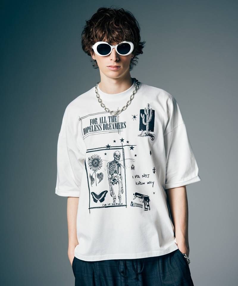 【予約商品】glamb(グラム) Quick Dry Graffiti T-Shirt / クイックドライグラフィティTシャツ - White
