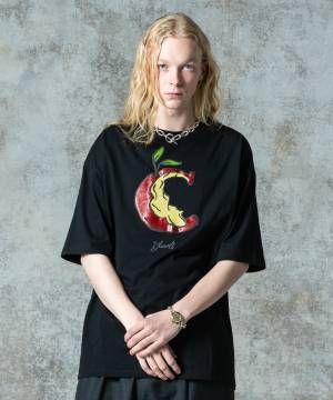 【予約商品】glamb(グラム)GB0325/CS06 : Glitter Eaten Apple T-shirt  - Black