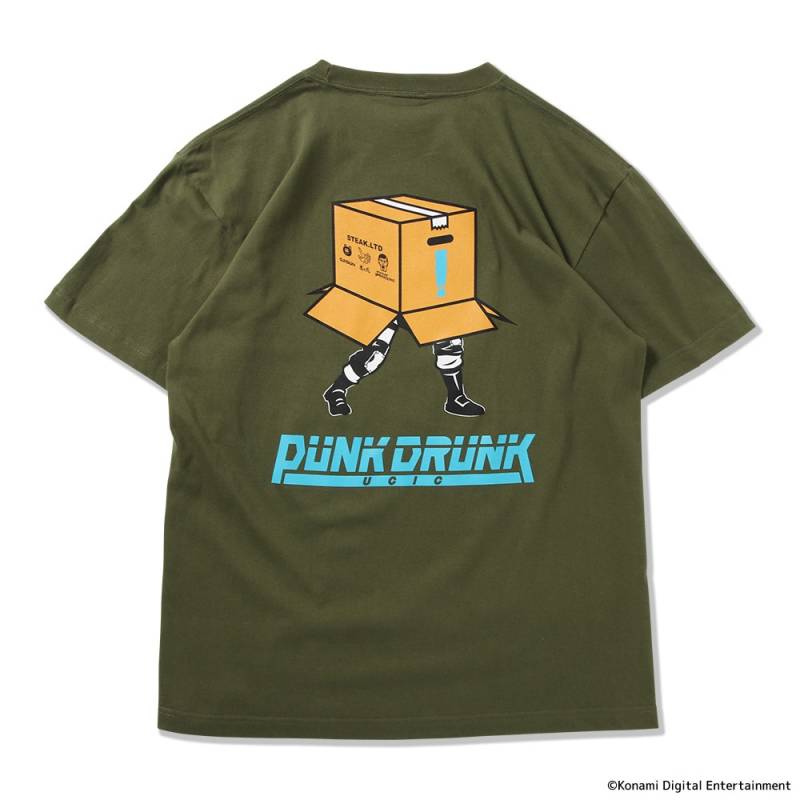 【予約商品】PUNK DRUNKERS (パンク・ドランカーズ) ［PDSxMGS］ダンボールスネークTEE - C.GREEN