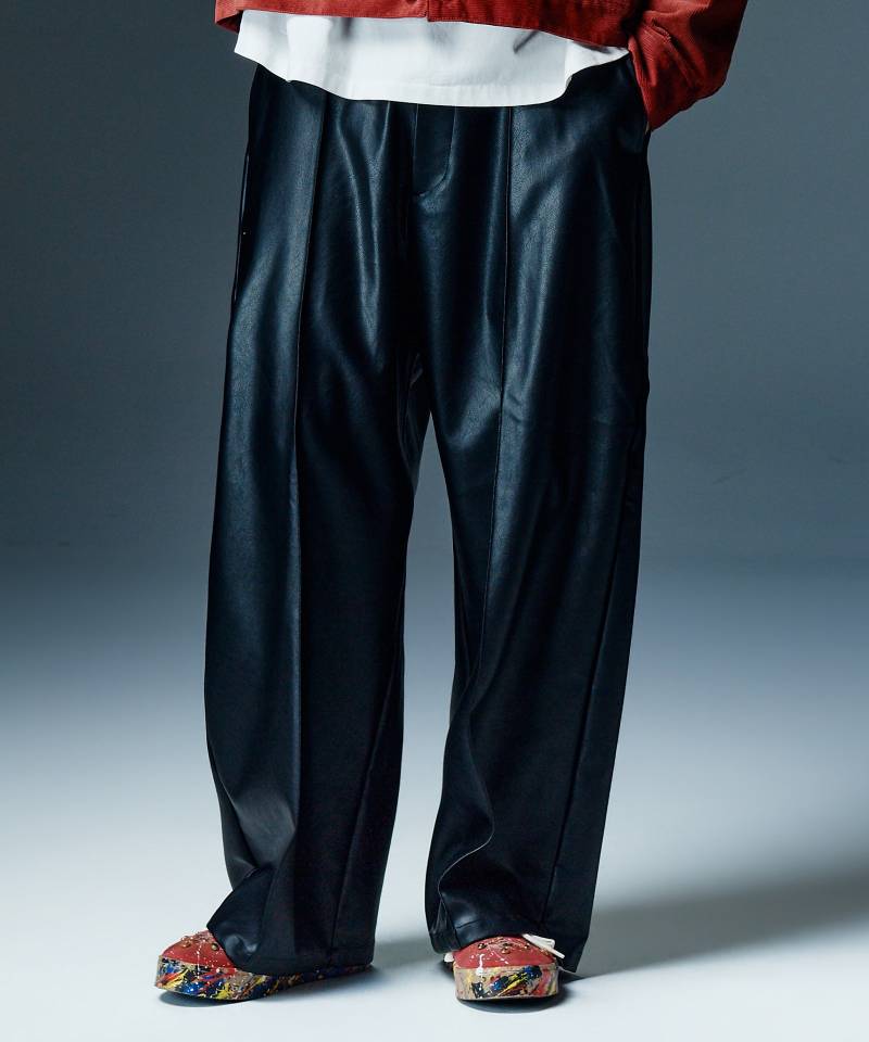 【予約商品】glamb(グラム) Synth Leather Baggy Slacks / シンセレザーバギースラックス - Black