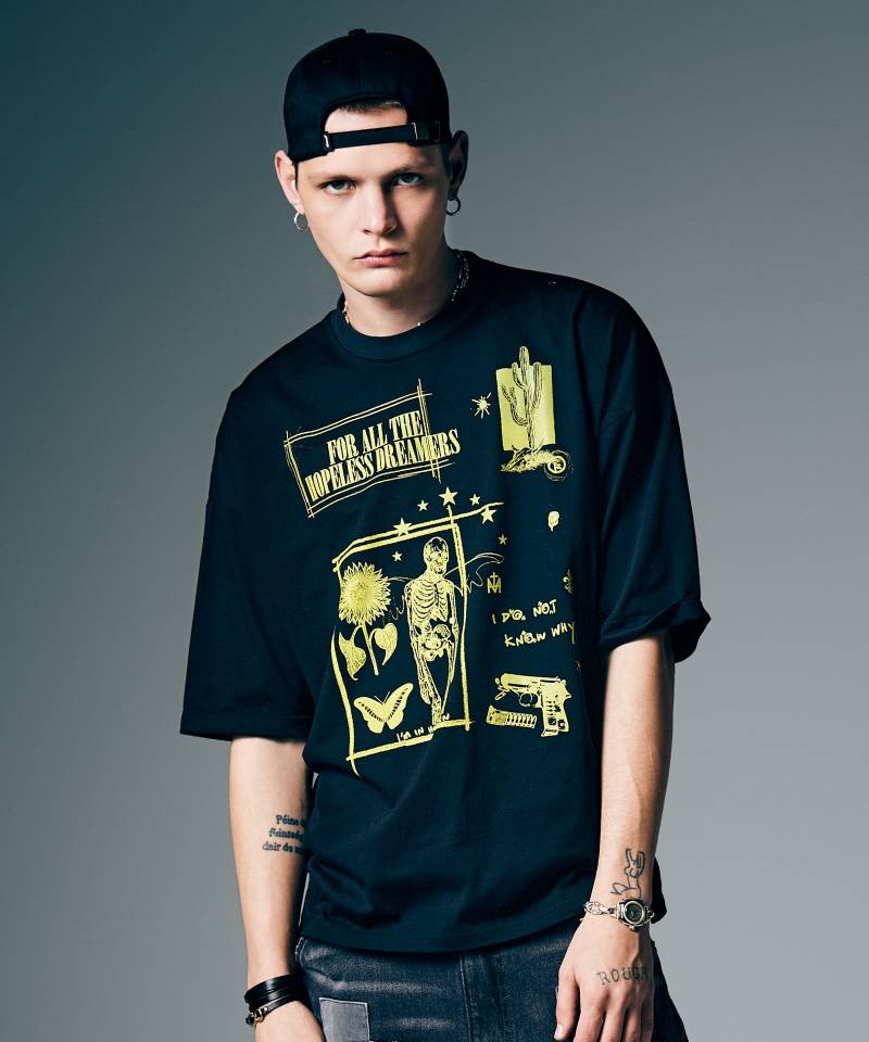 【予約商品】glamb(グラム) Quick Dry Graffiti T-Shirt / クイックドライグラフィティTシャツ - Black