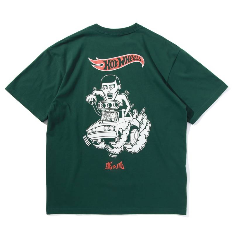 【予約商品】PUNK DRUNKERS (パンク・ドランカーズ) ［鷹の爪xHOT WHEELS］あいつ運転TEE - D.GREEN